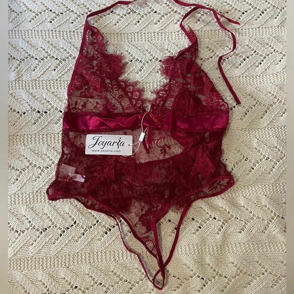Red Lace Lingerie size Large - Picture 1 of 3